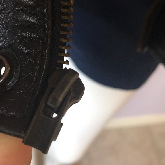 L. A. Leather California - Picture 3 of 7